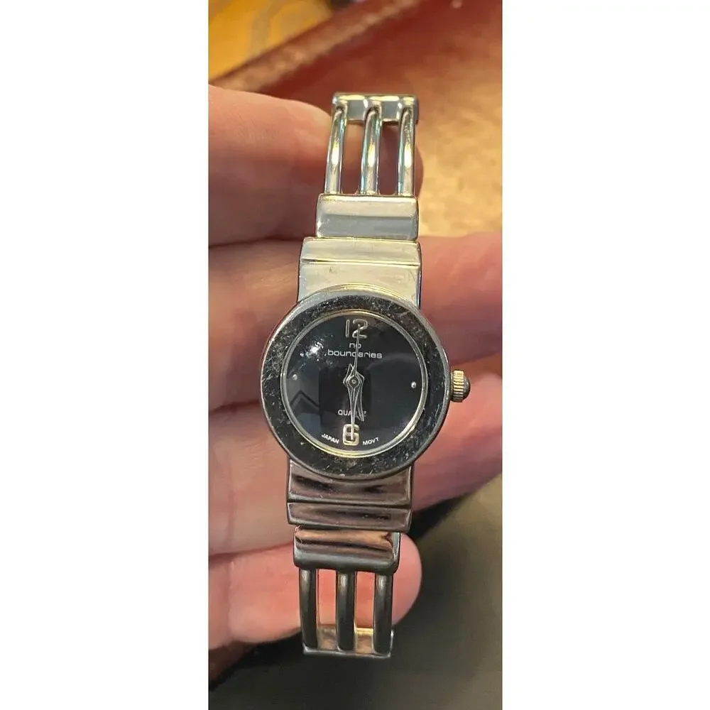 Women's No Boundaries Silver Tone Bangle Bracelet Watch, Black Face